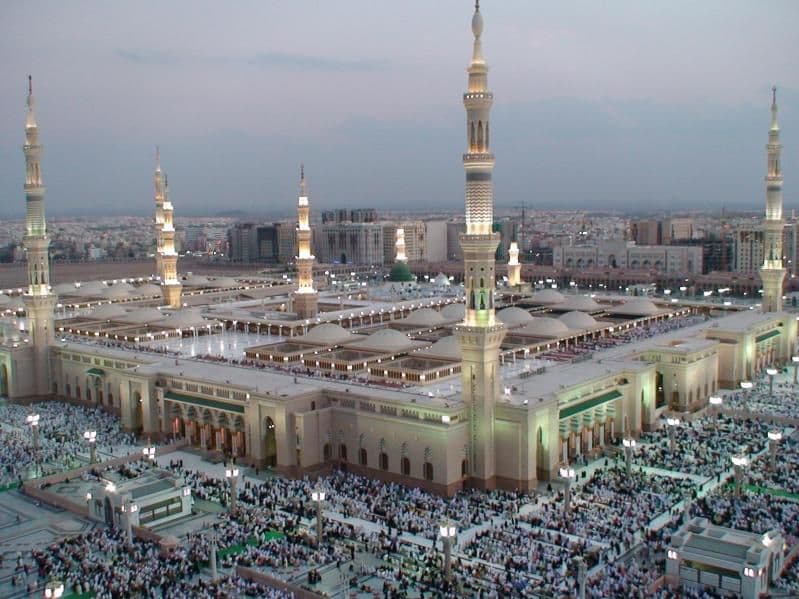دليلك الشامل لحجز فنادق المدينة المنورة القريبة من بوابة النساء في المسجد النبوي